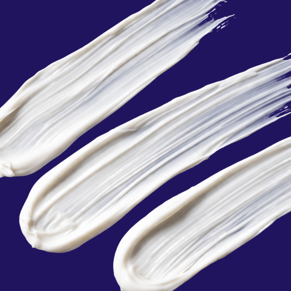 Carelyn Reisdispenser + 300ml SPF30 microplasticvrije zonnebrandcréme